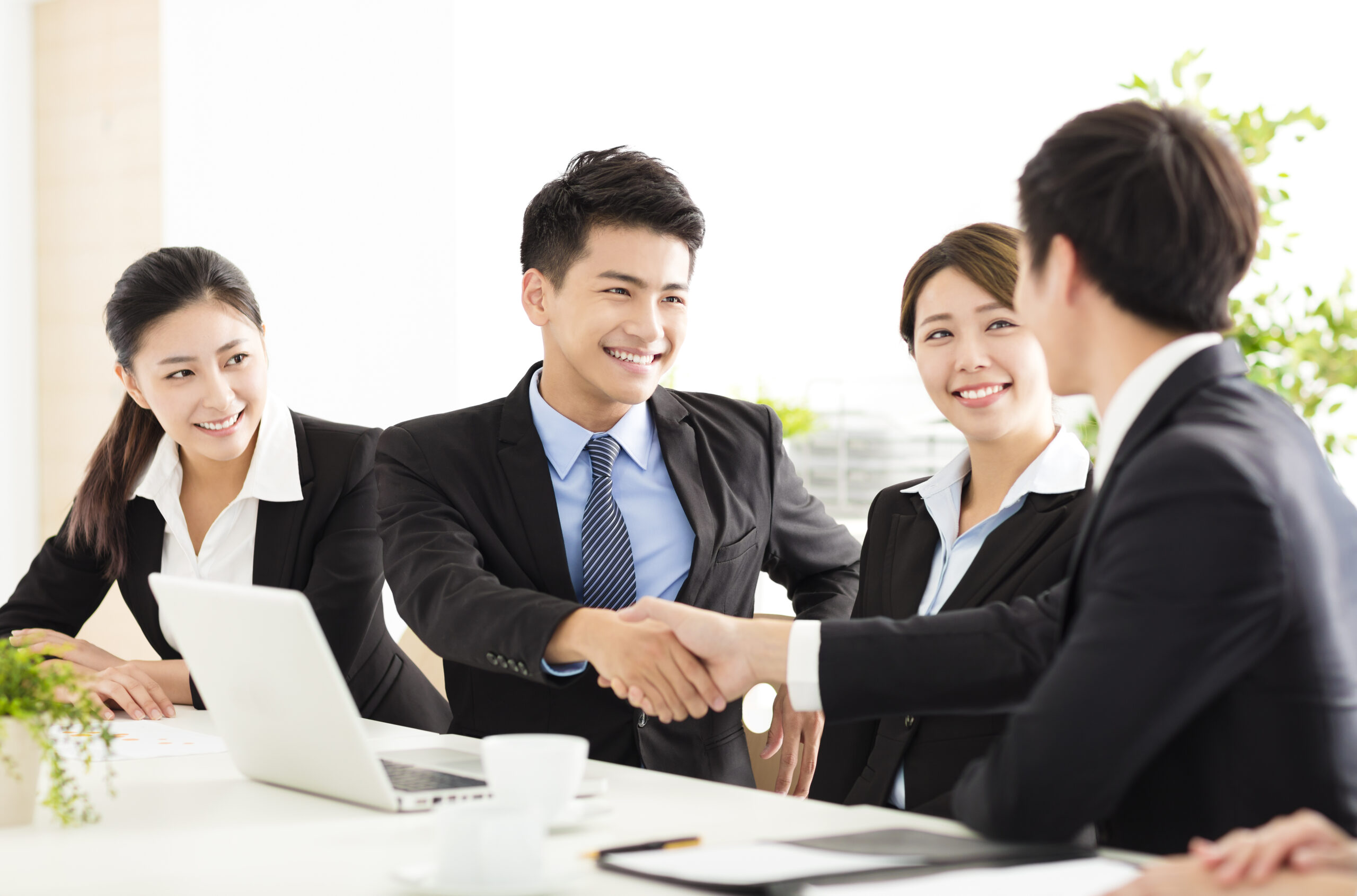 Why HR and Recruitment Agencies Should Work Together, The Talent Consultants